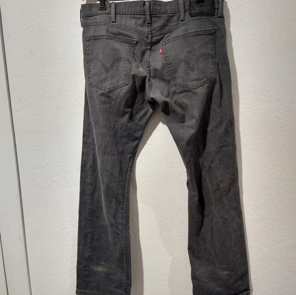 Levi's 514 Slim Straight Grey Jeans - Picture 2 of 7
